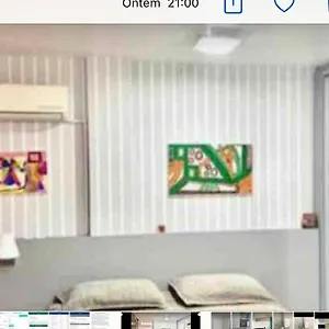 Kitnet Em Predio Beira Mar Com Garagem, Wi-fi E Tv A Cabo Apartamento
